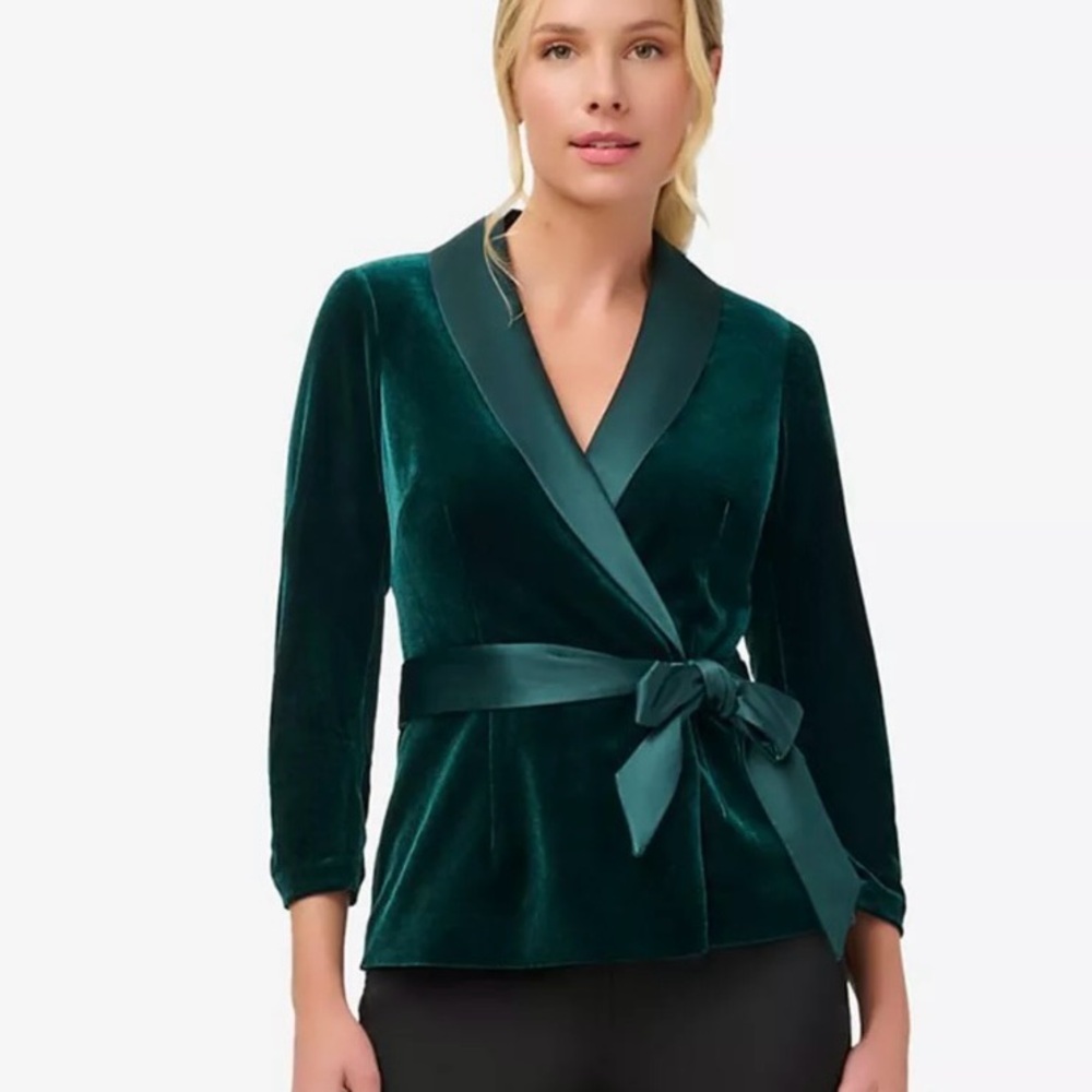 Adrianna Papell Hunter Green Velvet tuxedo jacket